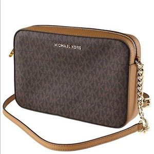 MICHAEL KORS Jet Set Item MK Signature Logo Large Crossbody in Brown and Gold